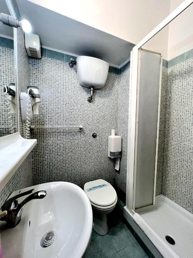 Hotel Domus Termini Рим Экстерьер фото