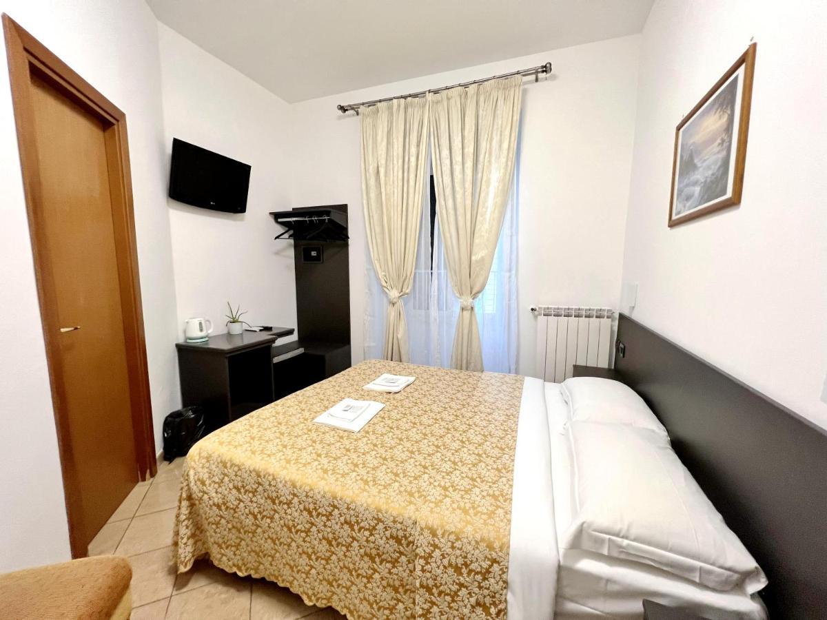 Hotel Domus Termini Рим Экстерьер фото