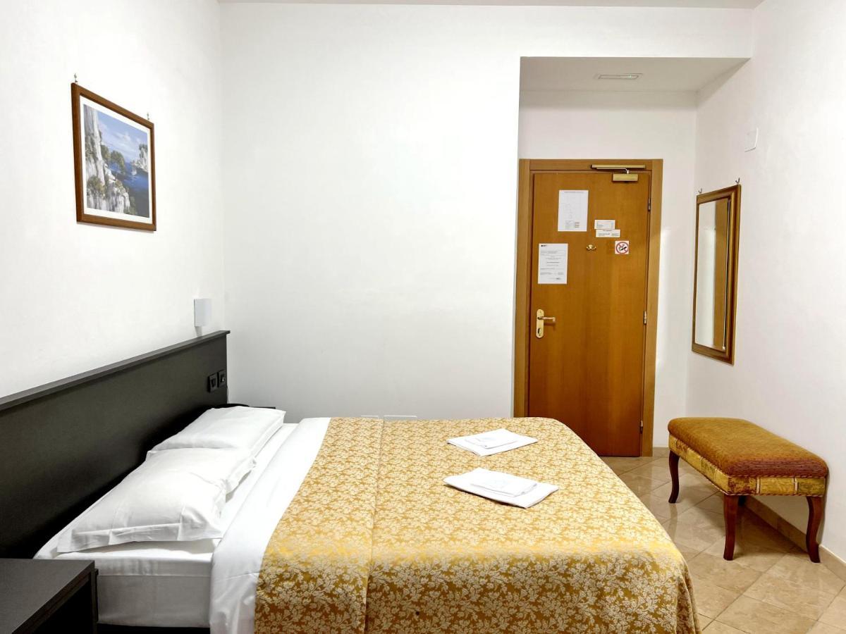 Hotel Domus Termini Рим Экстерьер фото