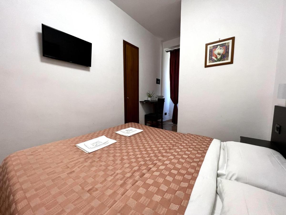 Hotel Domus Termini Рим Экстерьер фото