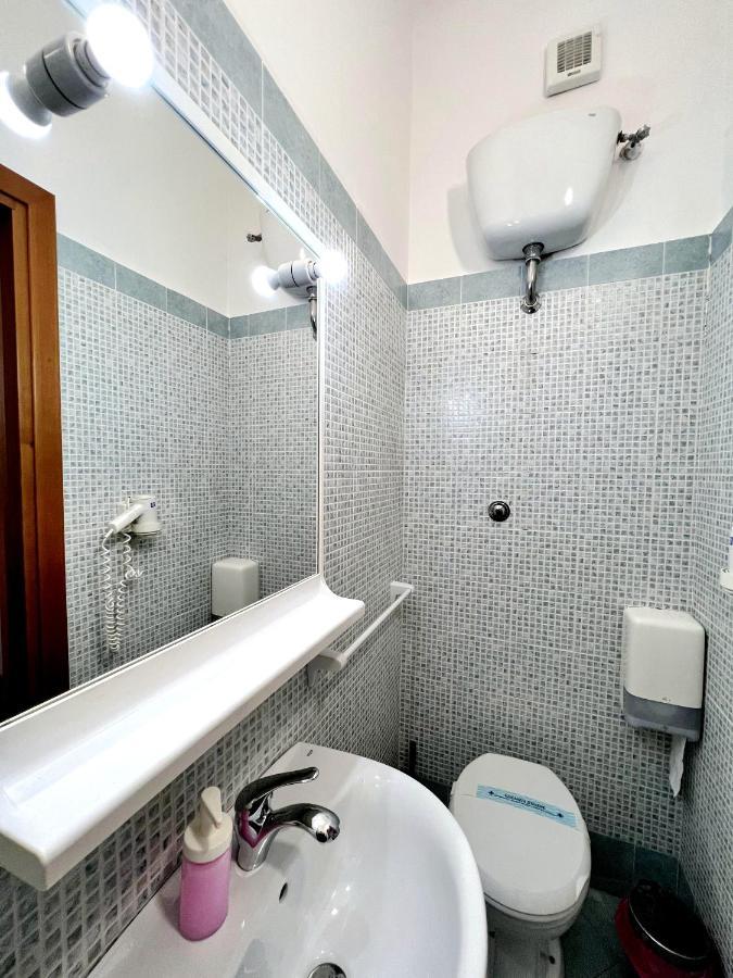 Hotel Domus Termini Рим Экстерьер фото